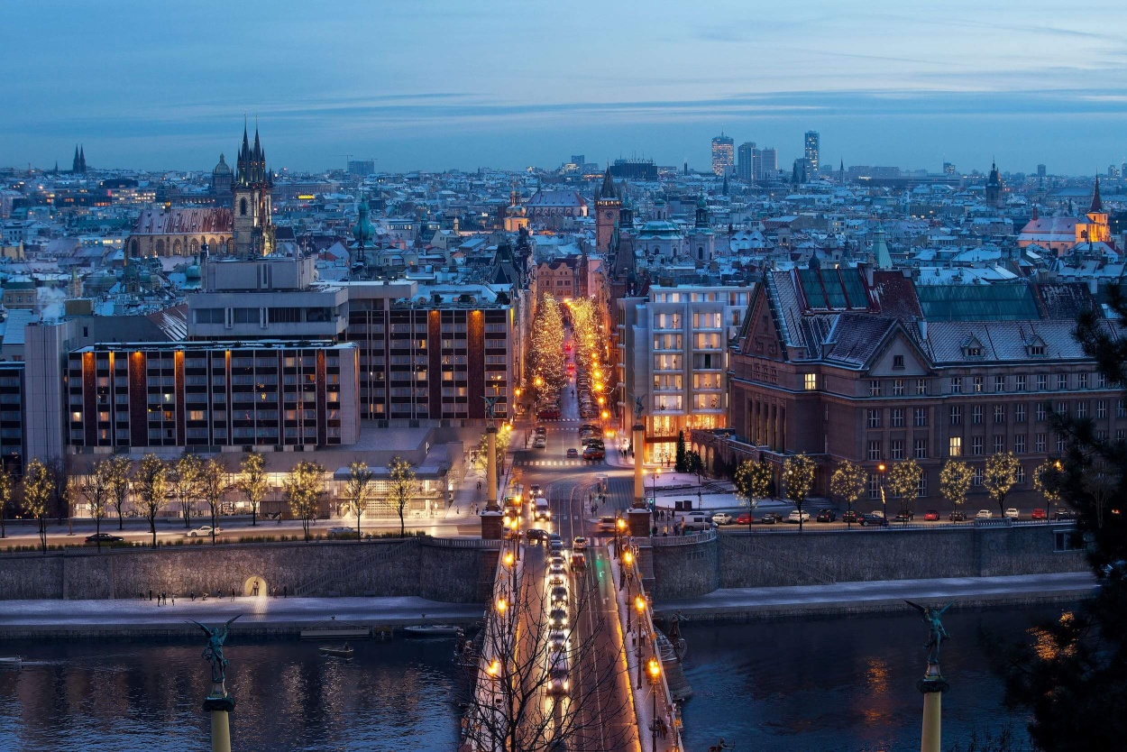 Módní svět se chystá na podzimní fashion weeky. Kde se inspirovat už teď? V Pařížské.