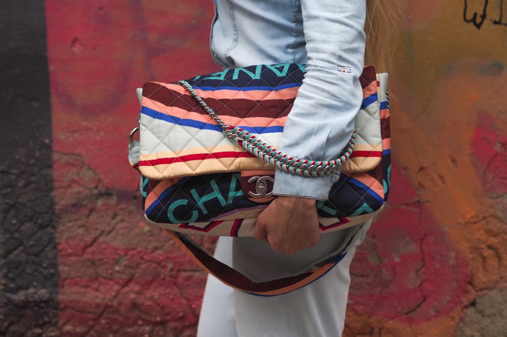 Udržitelnost je sexy. Oblečte se z druhé ruky