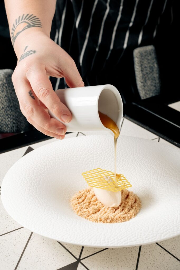 Restaurace The Artisan přichází s konceptem Taste Our Story. Fine dining v centru Prahy dostává nový rozměr
