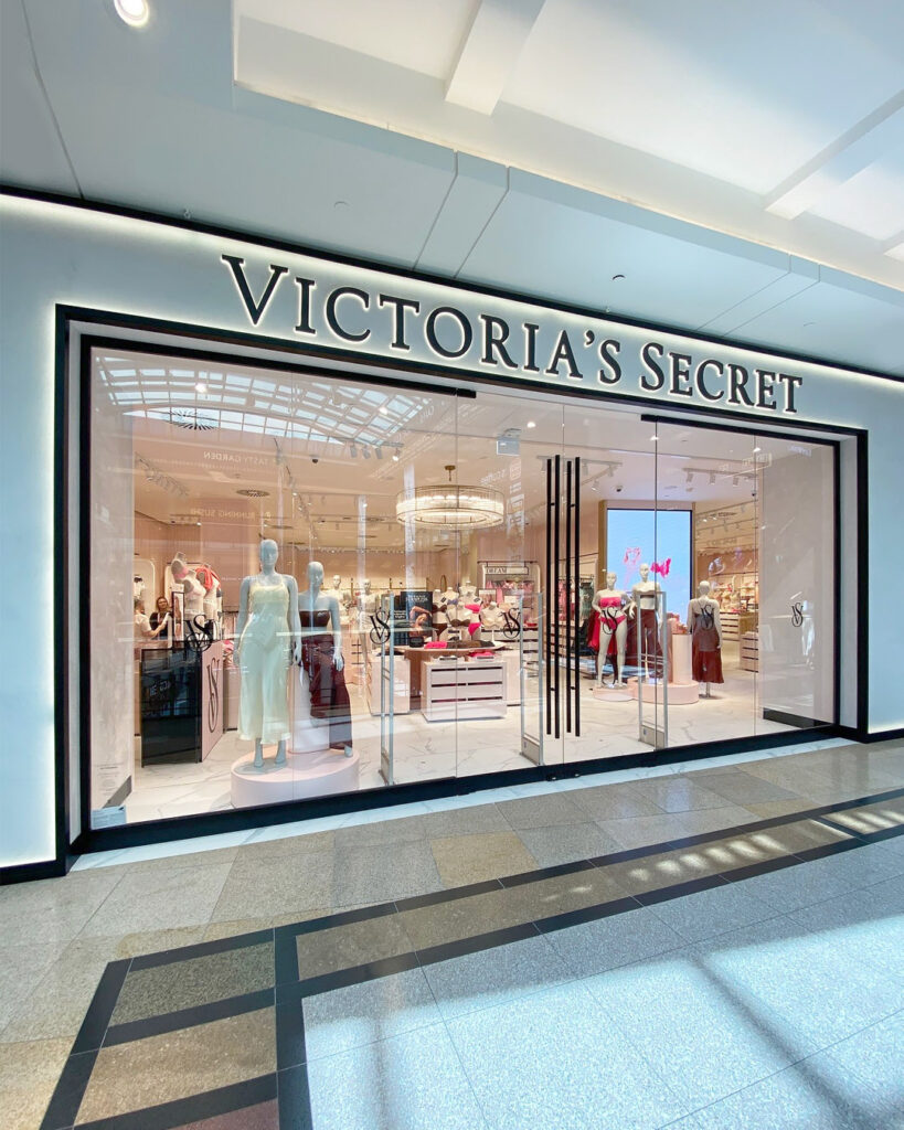 Victoria’s Secret otevírá v Palladiu. Do centra Prahy přichází ikonická adresa sebevědomé ženskosti