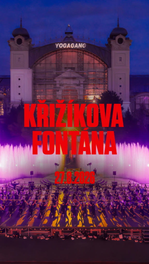 YOGAGANG na Štvanici? Bylo vyprodáno! Více než 160 žen si užilo jedinečnou yoga session v srdci Prahy