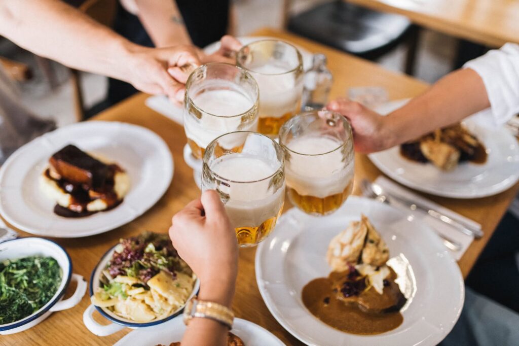 Podzim v Praze chutná výjimečně: Restaurace TADY CHUTNÁ lákají na zvěřinu, gastronomické speciality i recept z roku 1911